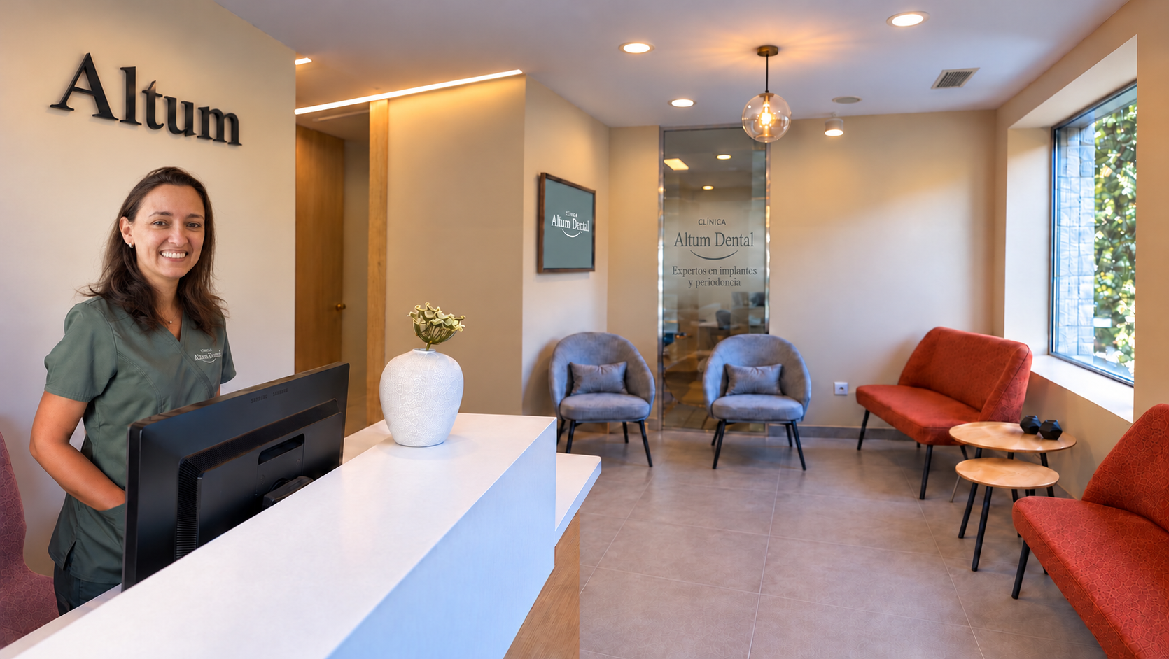 Recepción de Altum Dental, clínica dental en Guadarrama